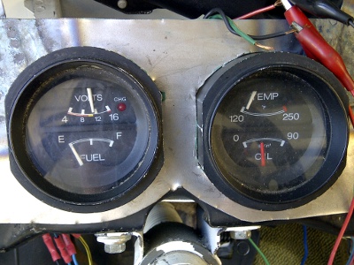 gauges_04.jpg